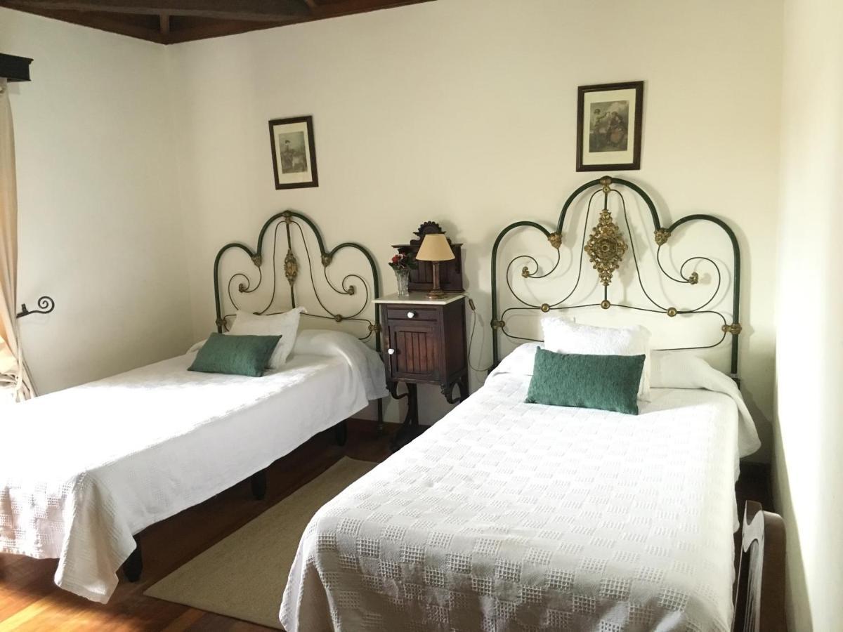 Casa Rural La Ganania ロス・レアレホス エクステリア 写真